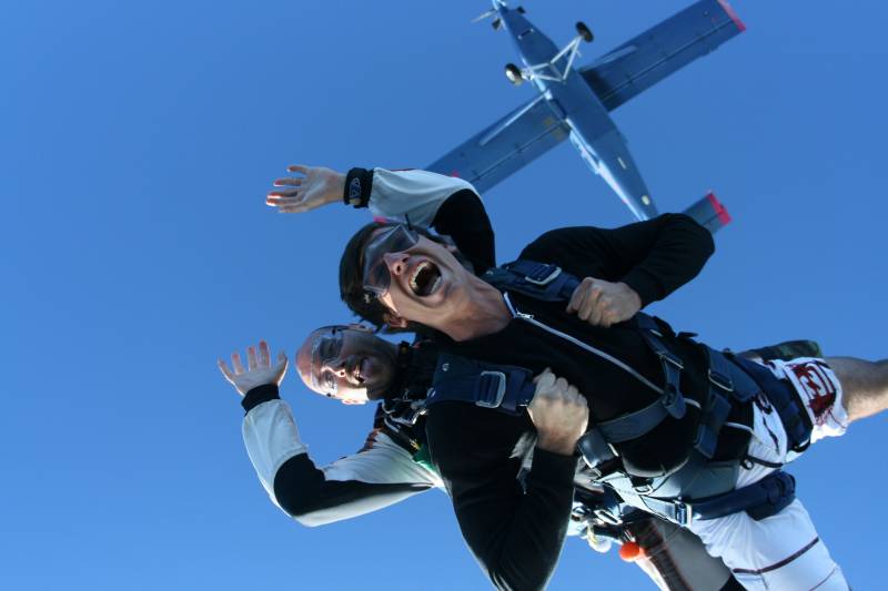 Saut en parachute pour adolescent sportif à Montélimar