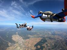 Notre zone d'activité pour ce service Faire un saut en parachute avec un moniteur proche d'Alès 30100