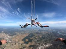 Notre zone d'activité pour ce service Où faire un saut en parachute en tandem à proximité de Lyon dans le Rhône - 100% sensations fortes !